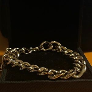 Gold adjustable bracelet